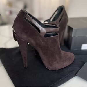Donna Karan Elegant Brown Suede Women's Heels US 10, IT 40